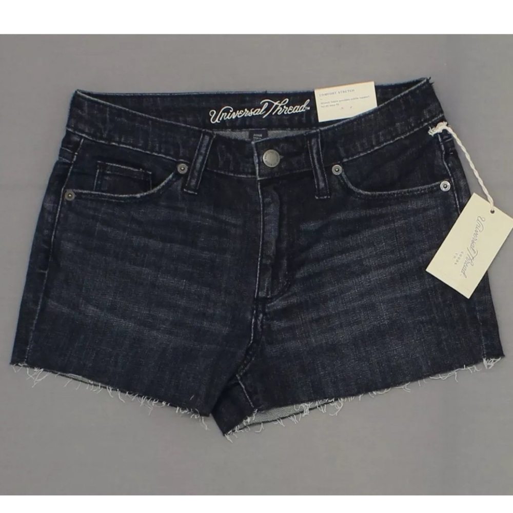 Universal thread dark blue shorts size 4